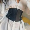 Бюстие голям размер жена
